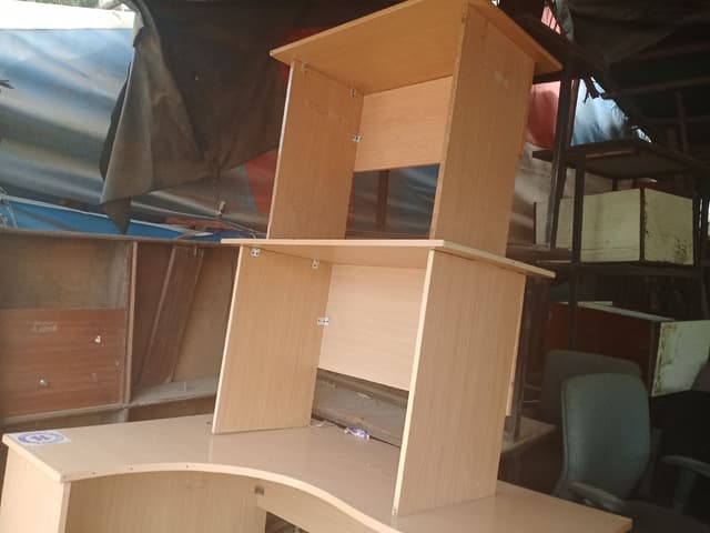 office table secondhand +chairs 